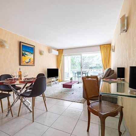 Appartement Le Drive à Saint-Raphaël Extérieur photo